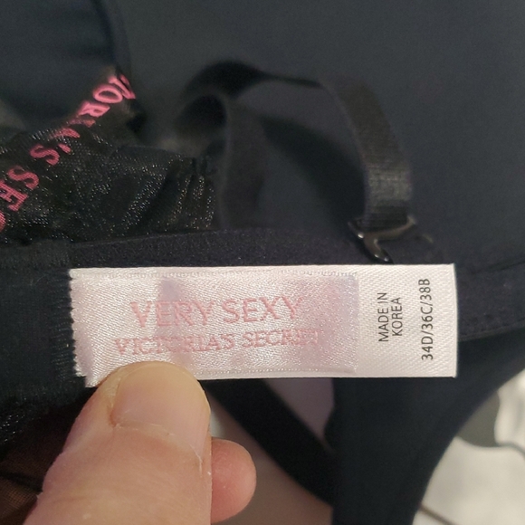 Victoria's Secret Vintage Plunge Bra, Size 34D 36C 38B, Black NWT - Picture 2 of 12
